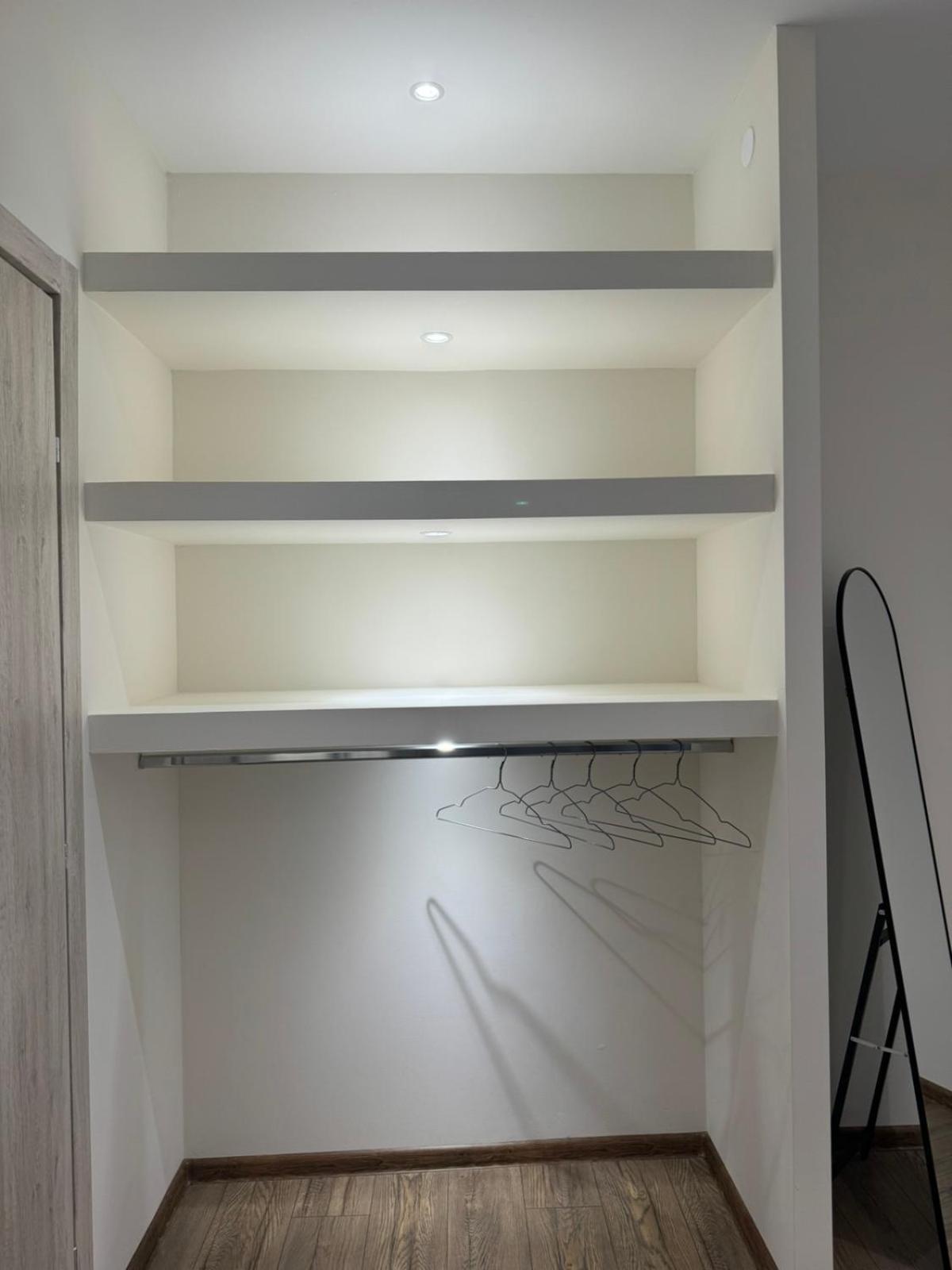 Be My Guest-Your Urban Stay Thessaloniki Buitenkant foto